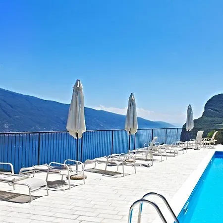 La Quiete 08 View By Garda Domus Mea Daire *